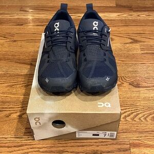 On Running | Cloud Waterproof Size 7 Navy Gently Used